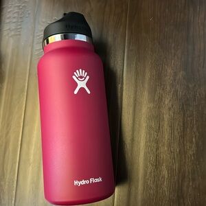 Hydro flasks pink 32oz